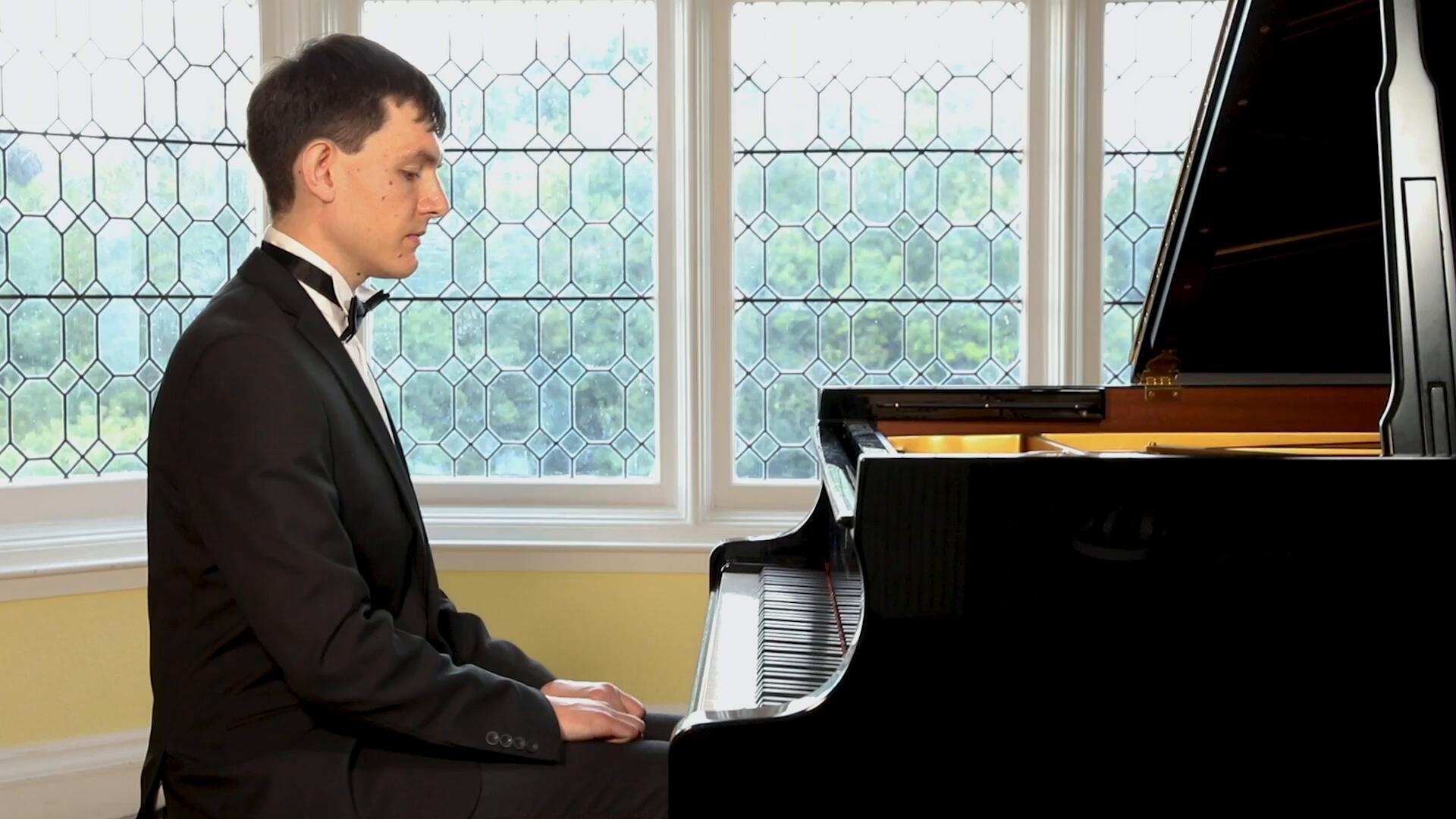 Matthew Shiel plays Chopin's Minute Waltz at Edinburgh Society of Musicians